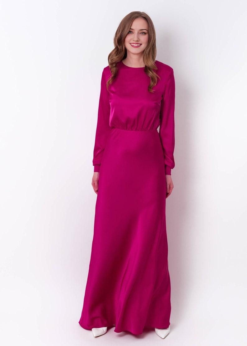 Beautiful Fuchsia Long Sleeved Bridesmaid Dress Suitable For Wedding Themes